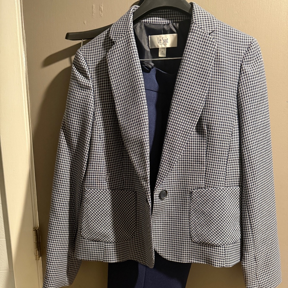Womens 2Pc Pant Suit